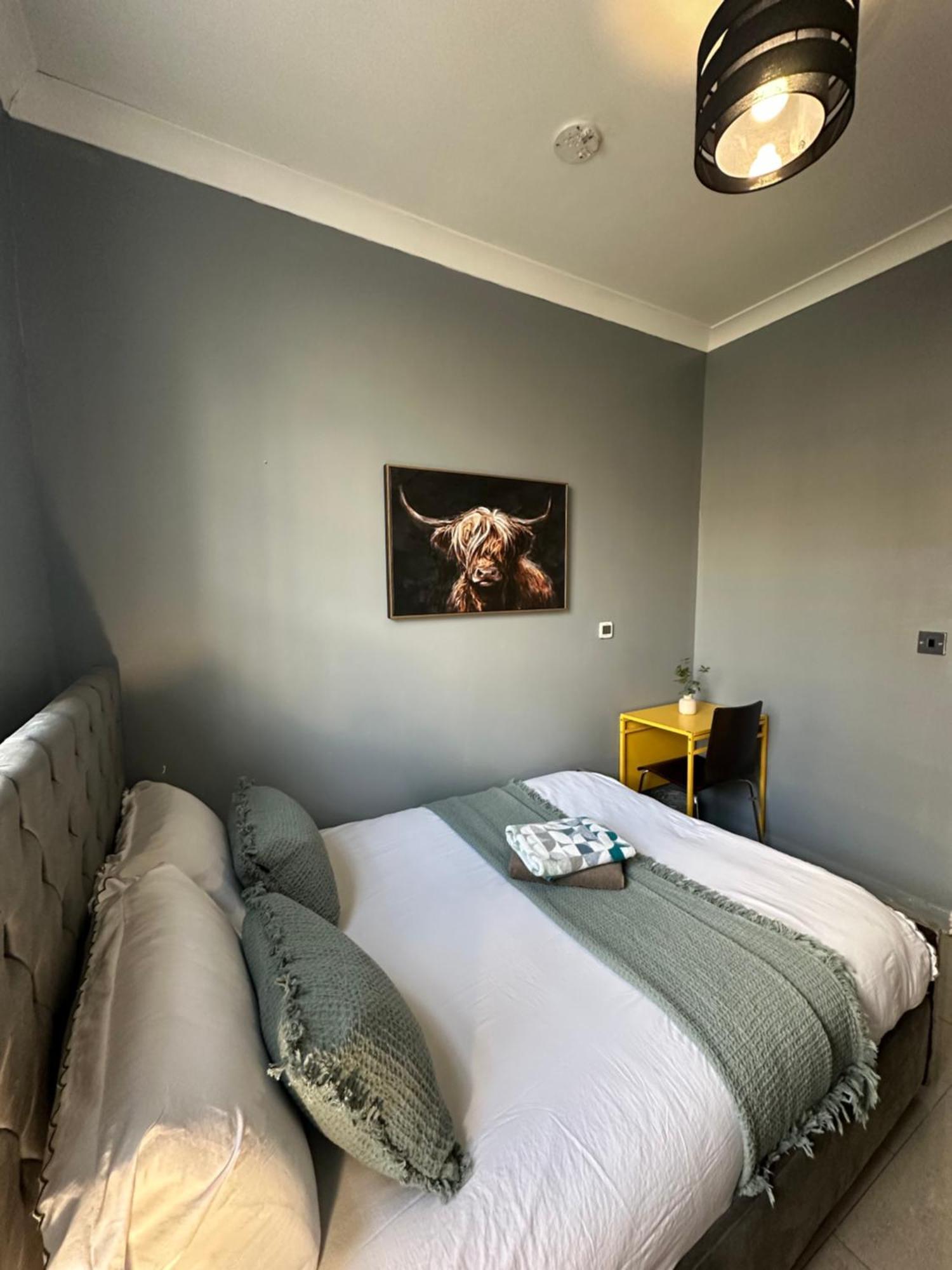 "Bright & Spacious" 3 Bedroom Flat By Kings Cross, St Pancras Station!!!!64 Londra Exterior foto