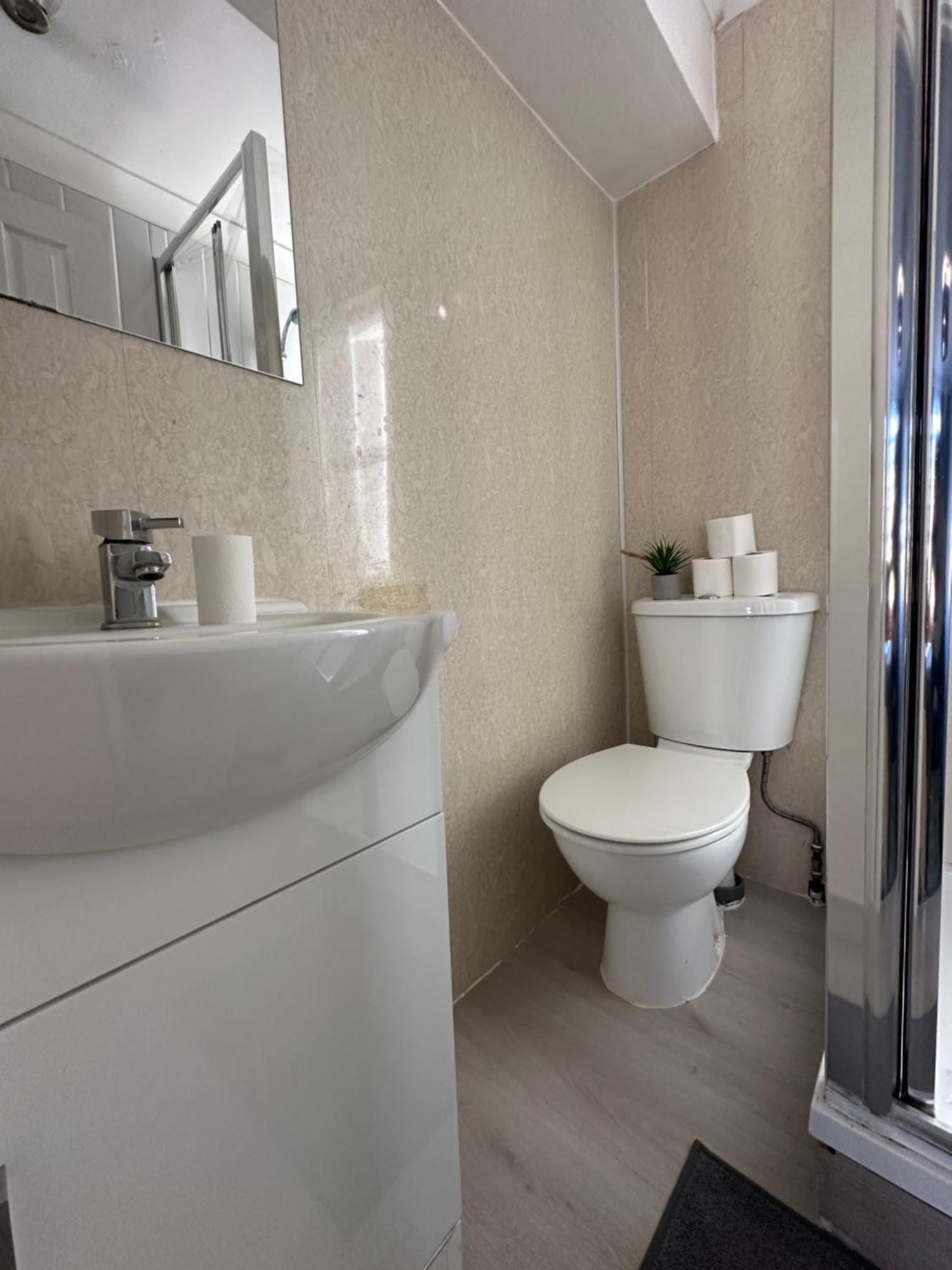 "Bright & Spacious" 3 Bedroom Flat By Kings Cross, St Pancras Station!!!!64 Londra Exterior foto