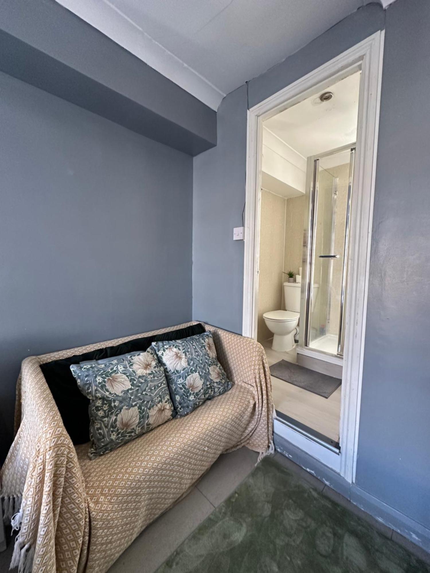 "Bright & Spacious" 3 Bedroom Flat By Kings Cross, St Pancras Station!!!!64 Londra Exterior foto