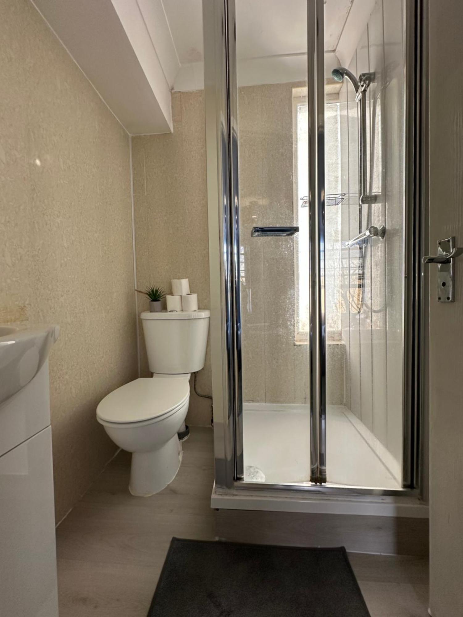 "Bright & Spacious" 3 Bedroom Flat By Kings Cross, St Pancras Station!!!!64 Londra Exterior foto