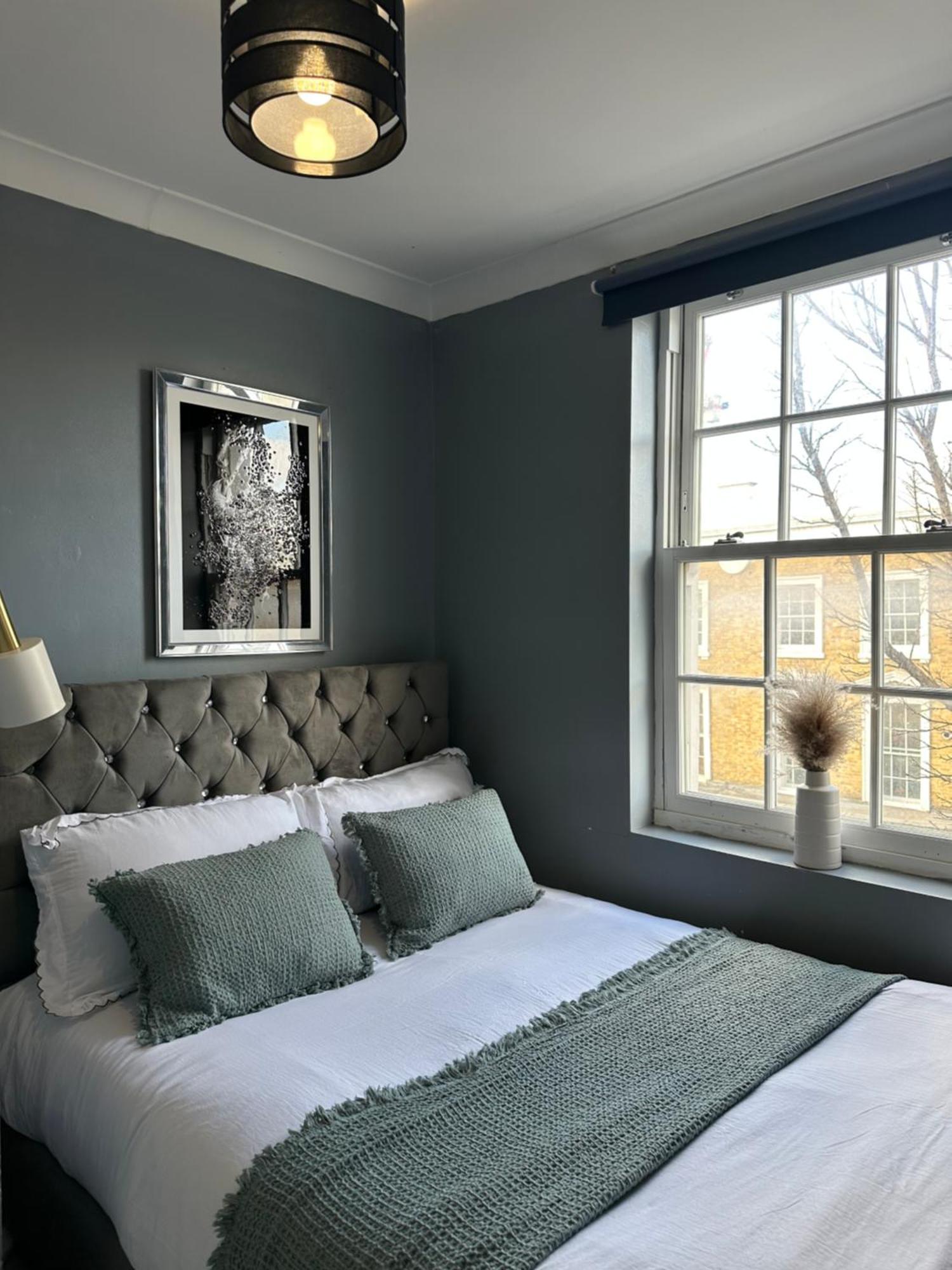 "Bright & Spacious" 3 Bedroom Flat By Kings Cross, St Pancras Station!!!!64 Londra Exterior foto