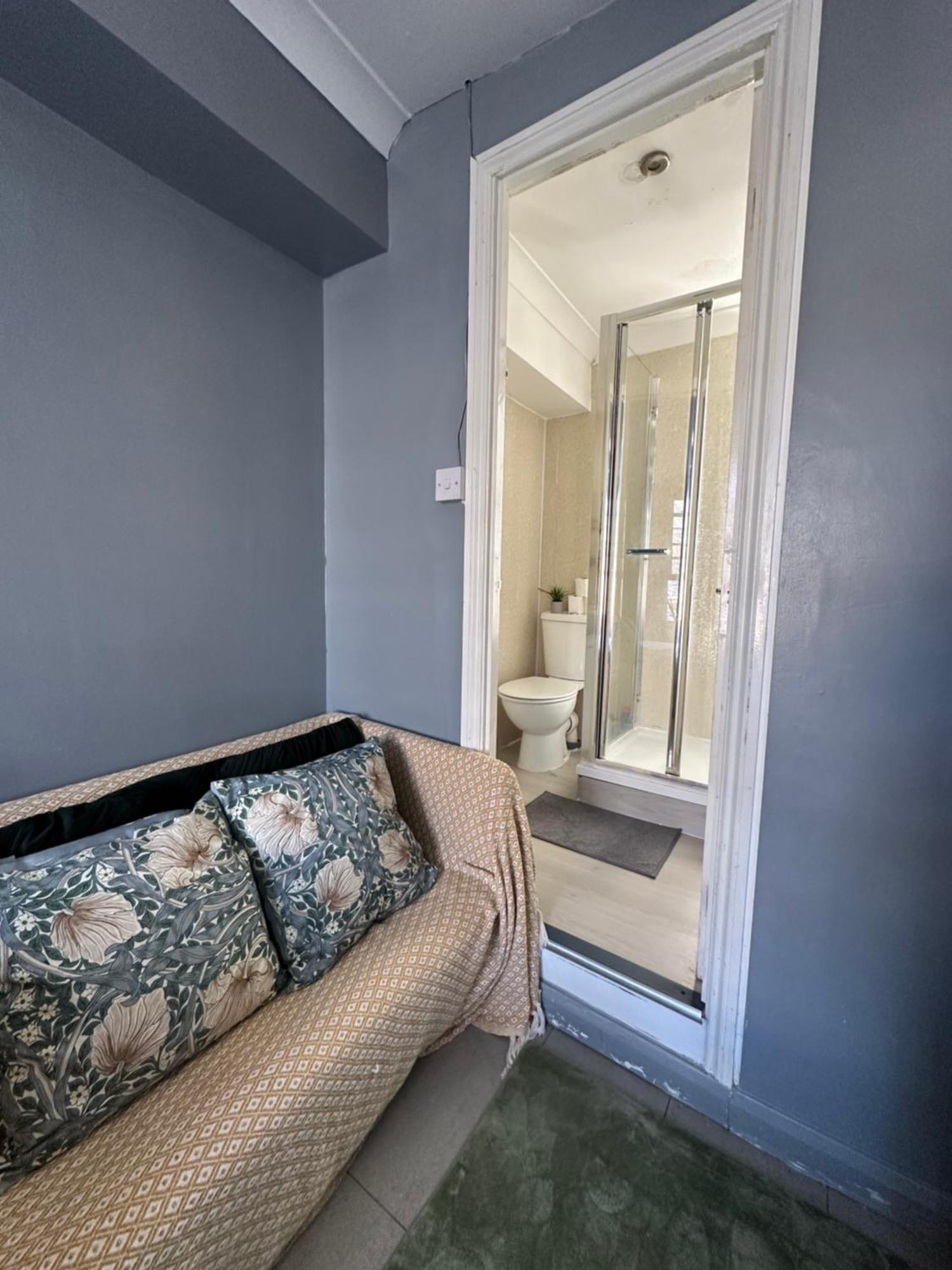 "Bright & Spacious" 3 Bedroom Flat By Kings Cross, St Pancras Station!!!!64 Londra Exterior foto