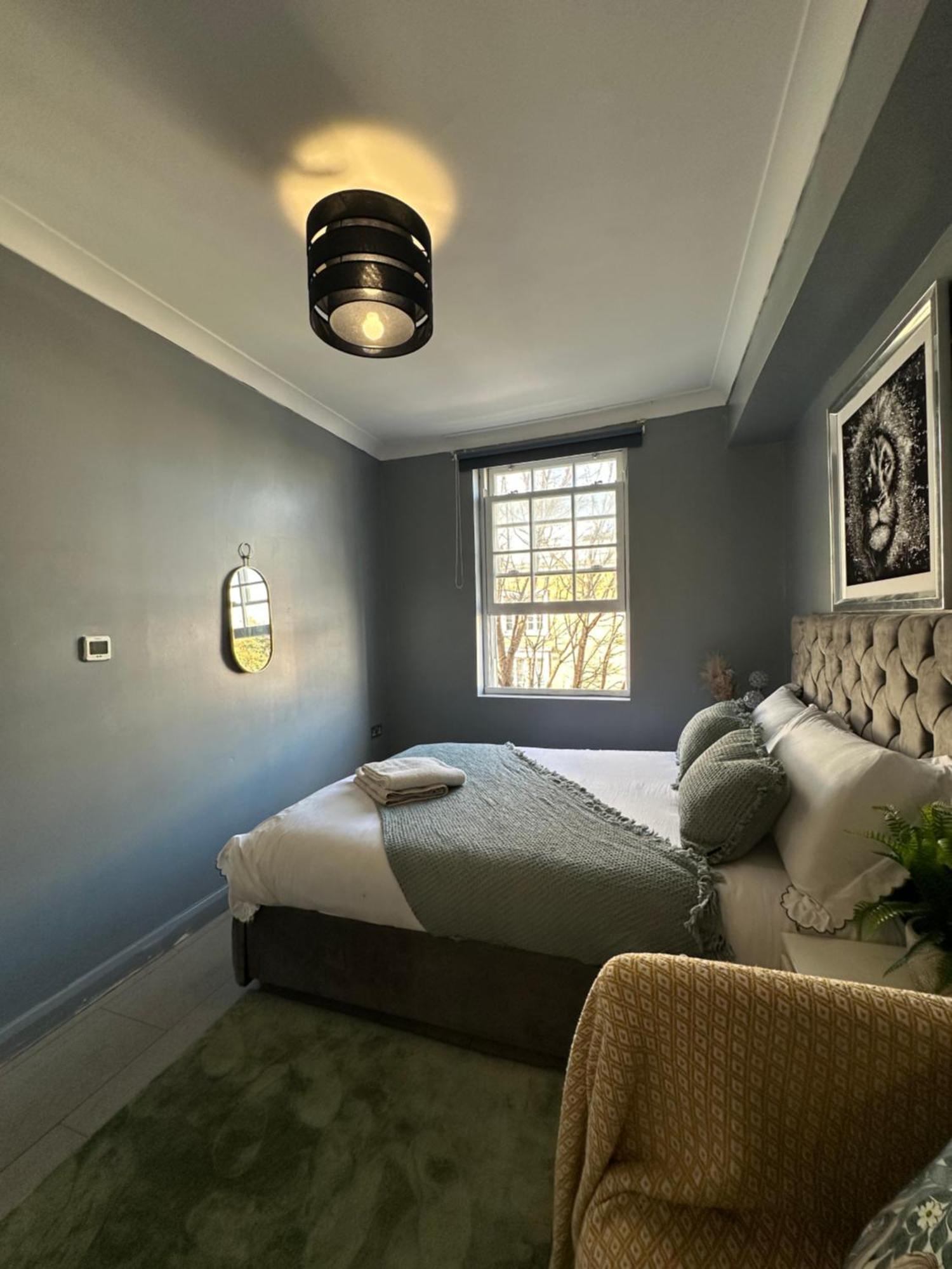 "Bright & Spacious" 3 Bedroom Flat By Kings Cross, St Pancras Station!!!!64 Londra Exterior foto